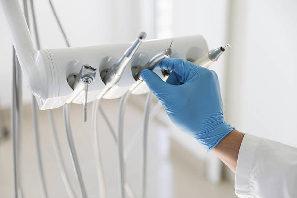 Professional Teeth Whitening technician working in Kenilworth, NJ